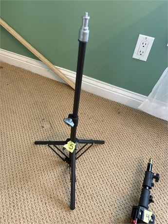 Tripod