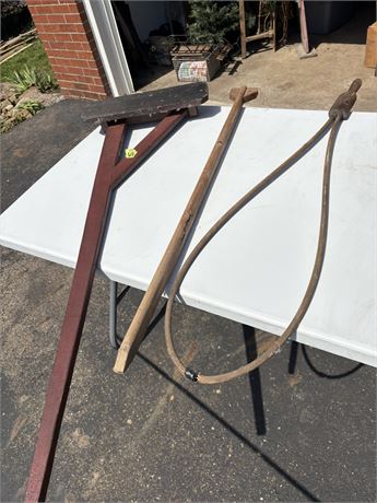 Vintage Decor, Wood Rug Beater