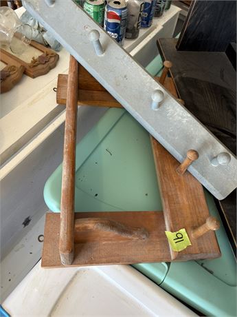 Peg Shelf