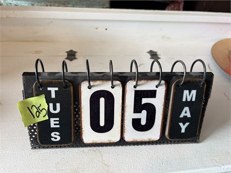 Metal Changeable Calendar