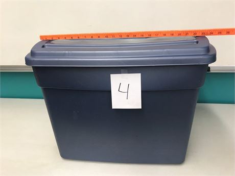 Rubbermaid 22gal Tote