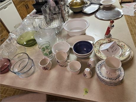 Cups, Saucers, Glassware