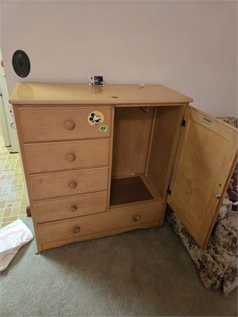 Children's wardrobe