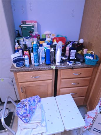 Hygiene Lot + Shower Stool