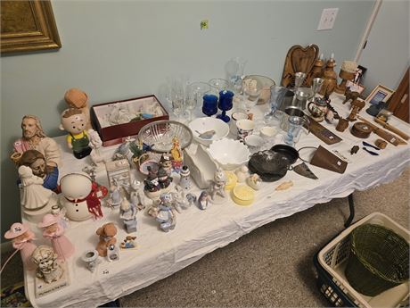 Decor Lot Ceramic and Wood, Bundler Bonus Lot
