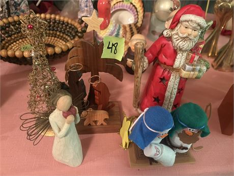 Figurines