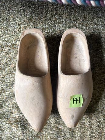 Wood Shoes