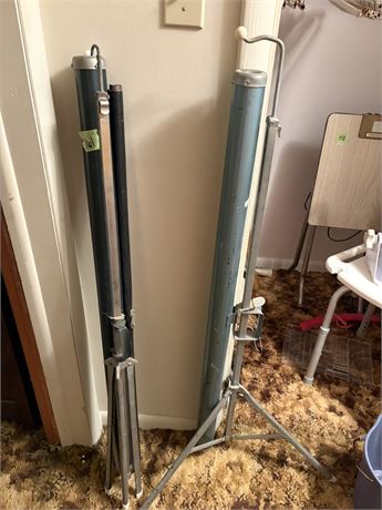 Projection Screen