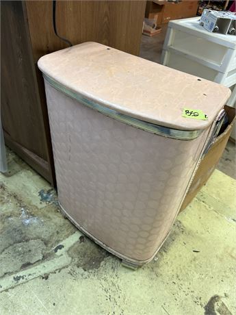 Vintage Clothes hamper