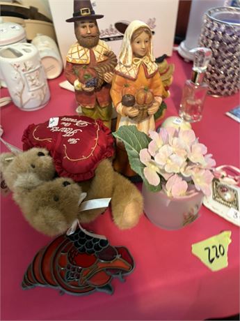 Decor, Thanksgiving Figurines