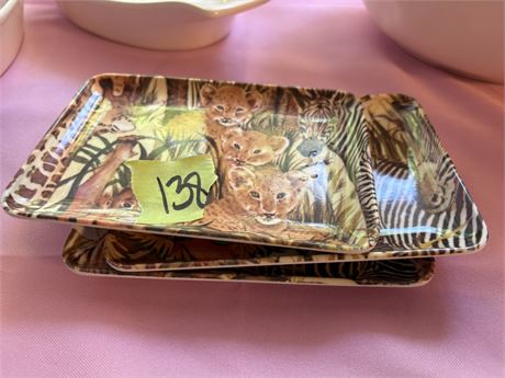 Small Plastic Trays