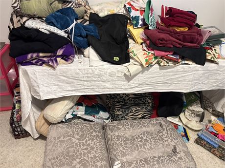 Linens, Blankets, Towels