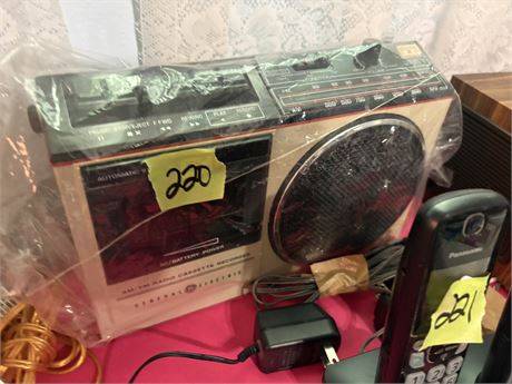 Cassette Radio