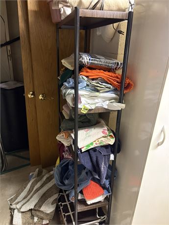 Linens, Towels
