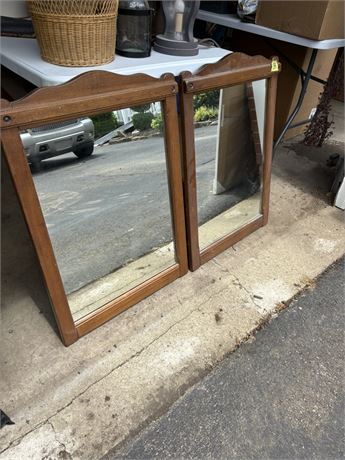 2 Wall Mirrors