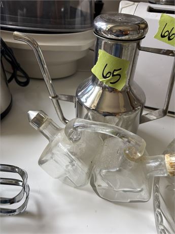 Oil and Vinegar Dispenser