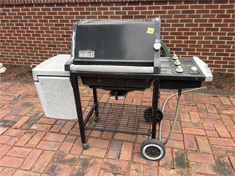 Weber Grill (Natural Gas Hookup)