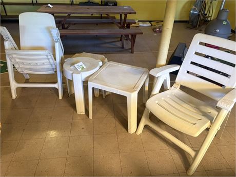 White Plastic Patio Furniture