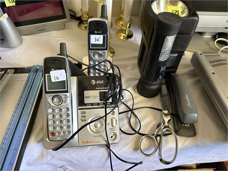 Misc, Phones, Flashlight