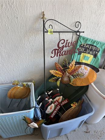 Holiday Decor, Flags