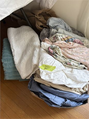 Linen Lot