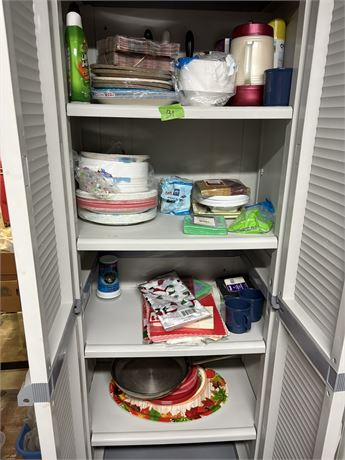 Paper Plates, Napkins